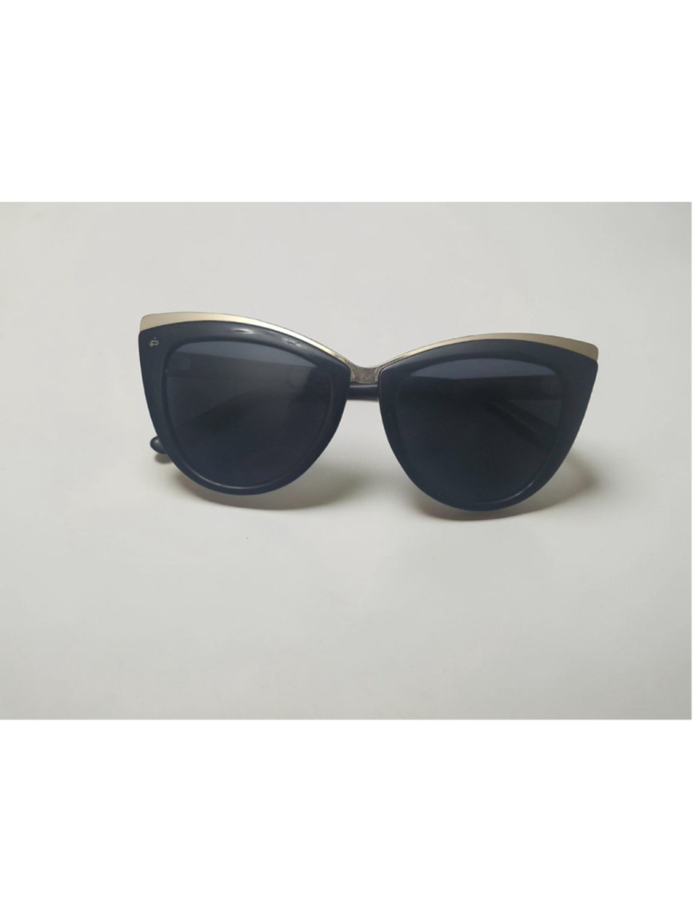 Privé Revaux The Juliet Black & Gold Cat Eye Polarized Sunglasses